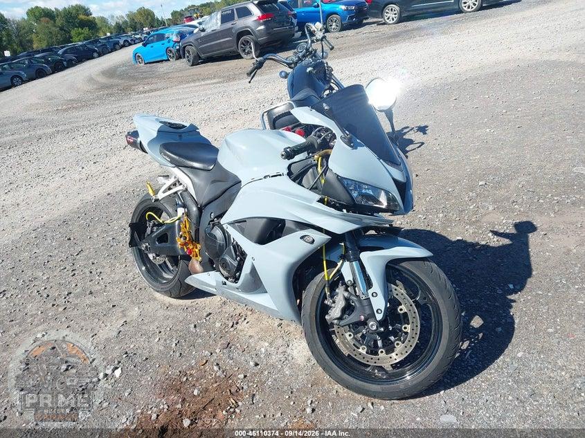 2008 HONDA CBR600 RR — фото 1