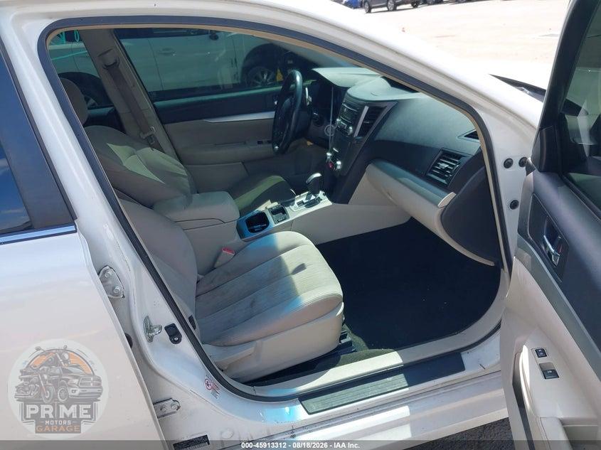 2013 SUBARU LEGACY 2.5I PREMIUM — фото 5