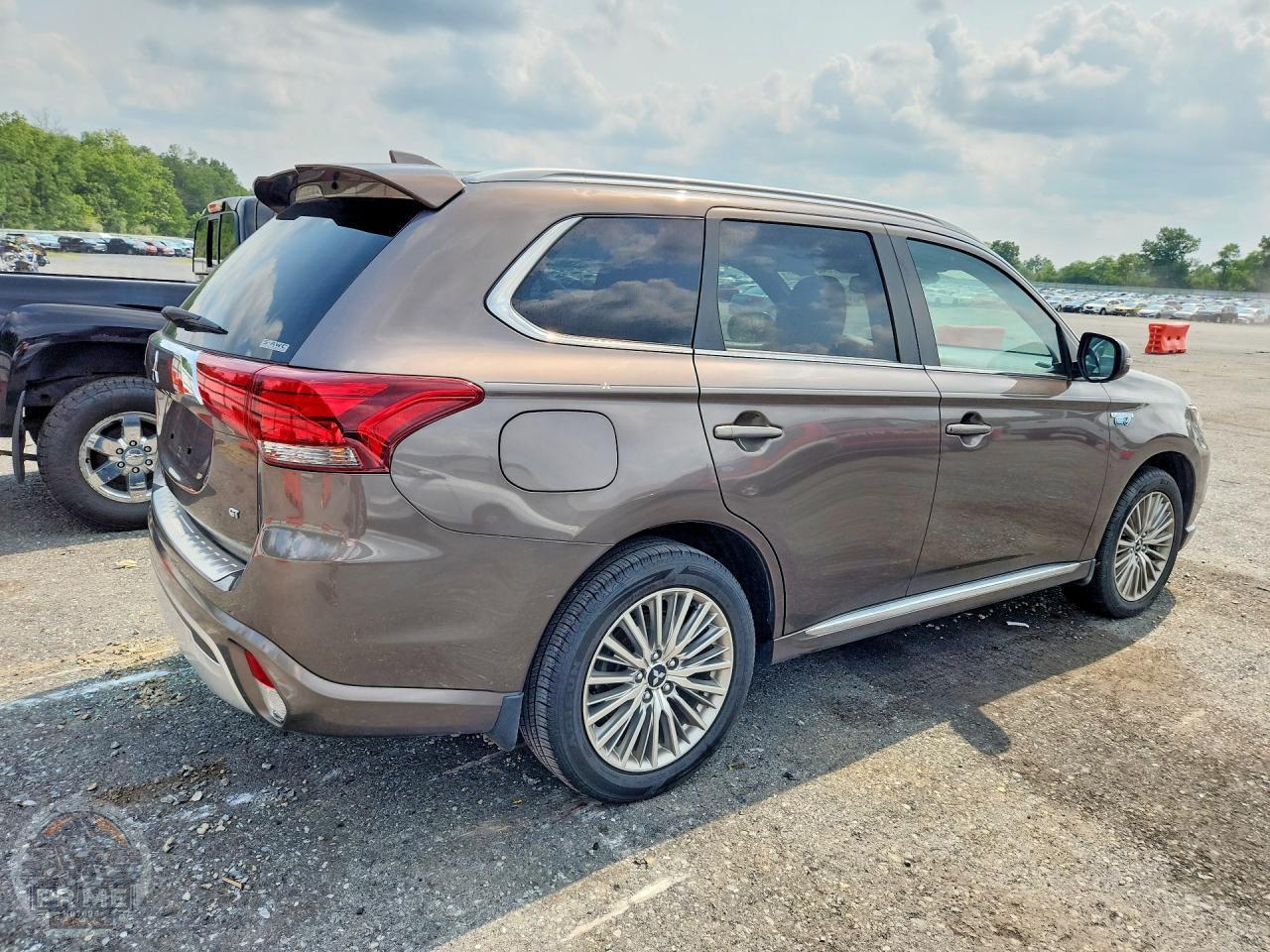 2022 MITSUBISHI OUTLANDER — фото 3