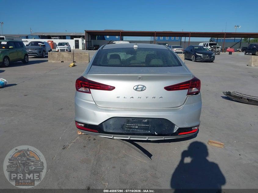 2019 HYUNDAI ELANTRA SEL — фото 16