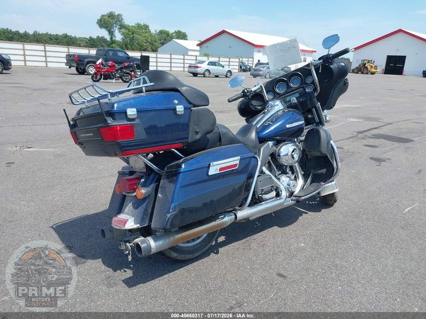 2012 HARLEY-DAVIDSON FLHTK (ULTRA LIMITED) ELECTRA GLIDE ULTRA LTD — фото 4
