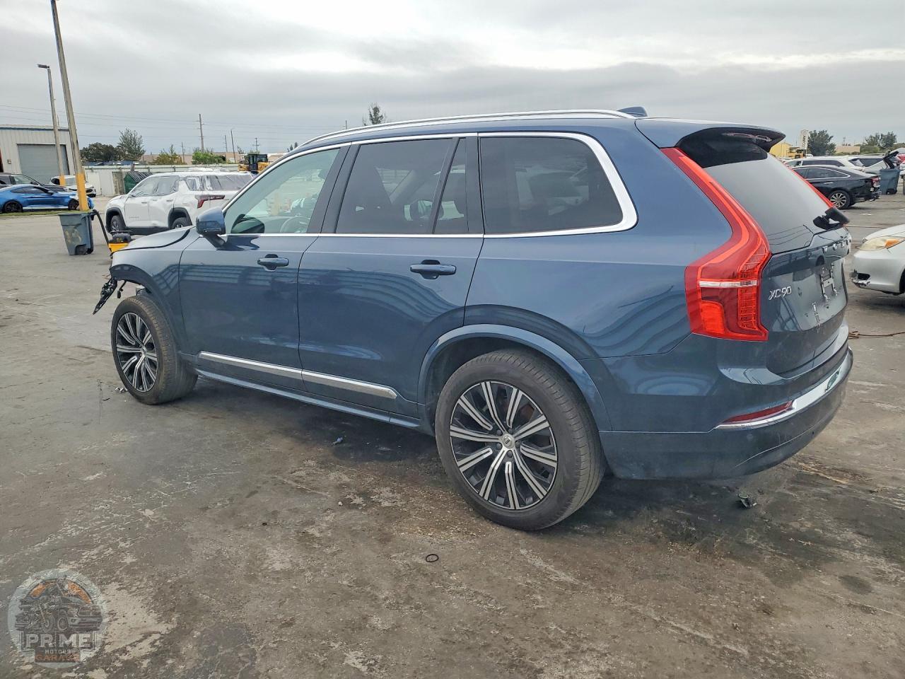 2025 VOLVO XC90 — фото 2