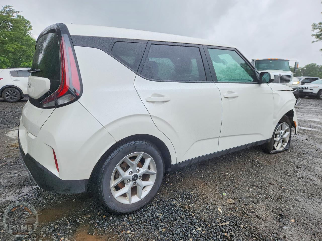 2025 KIA SOUL — фото 2