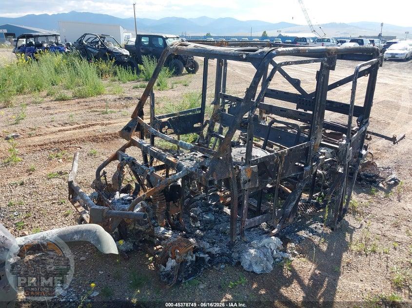 2024 POLARIS RANGER CREW XP 1000 NORTHSTAR ULTIMATE — фото 2