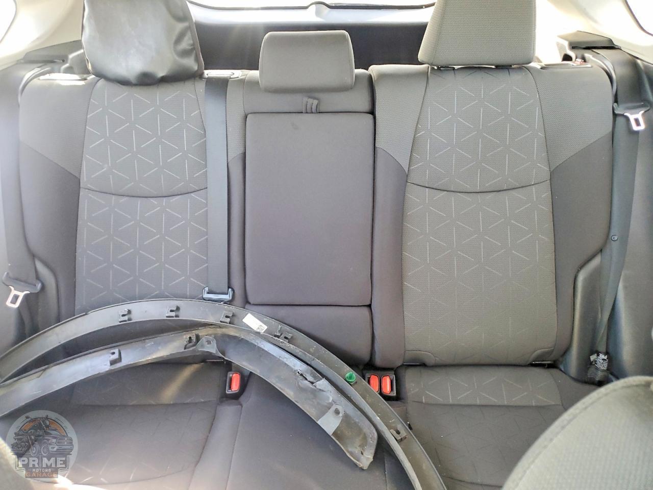 2021 TOYOTA RAV4 — фото 28