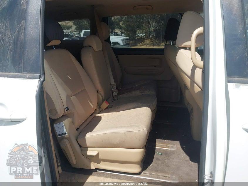 2016 KIA SEDONA LX — фото 8