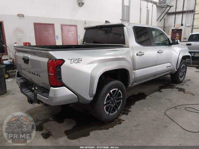 2025 TOYOTA TACOMA HYBRID TRD SPORT 4WD — фото 4