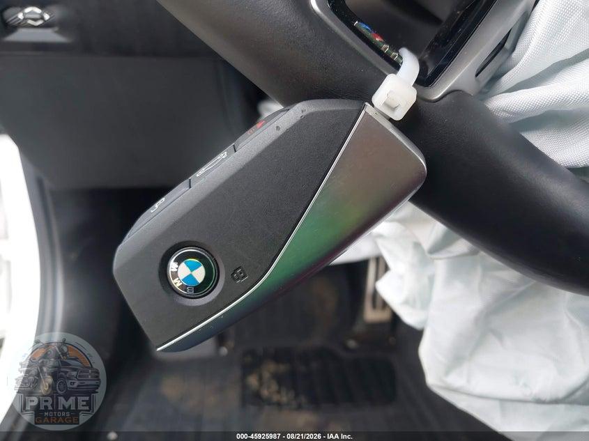 2025 BMW 530I XDRIVE — фото 11