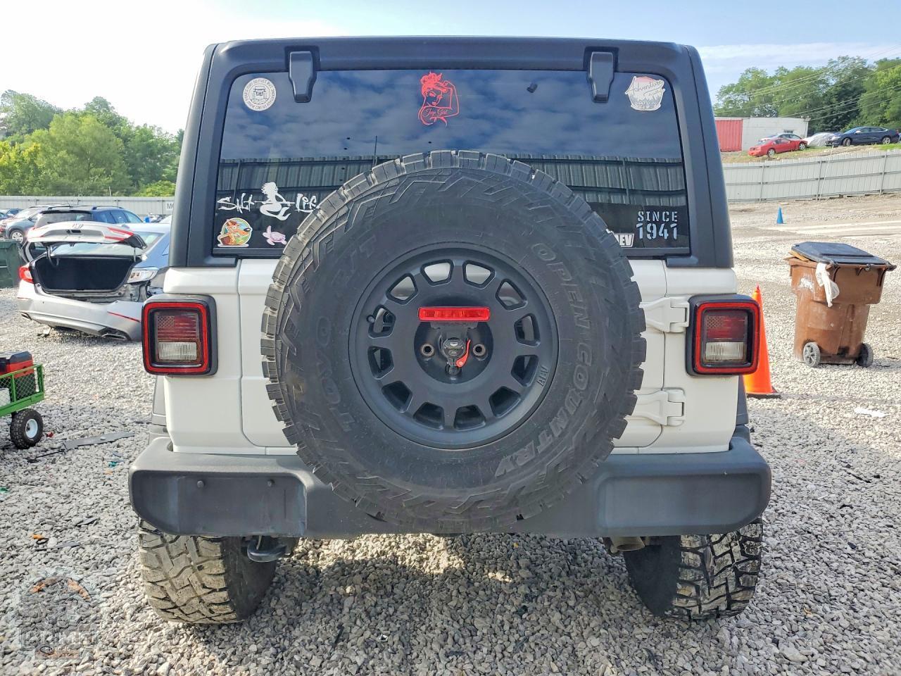 2020 JEEP WRANGLER — фото 6