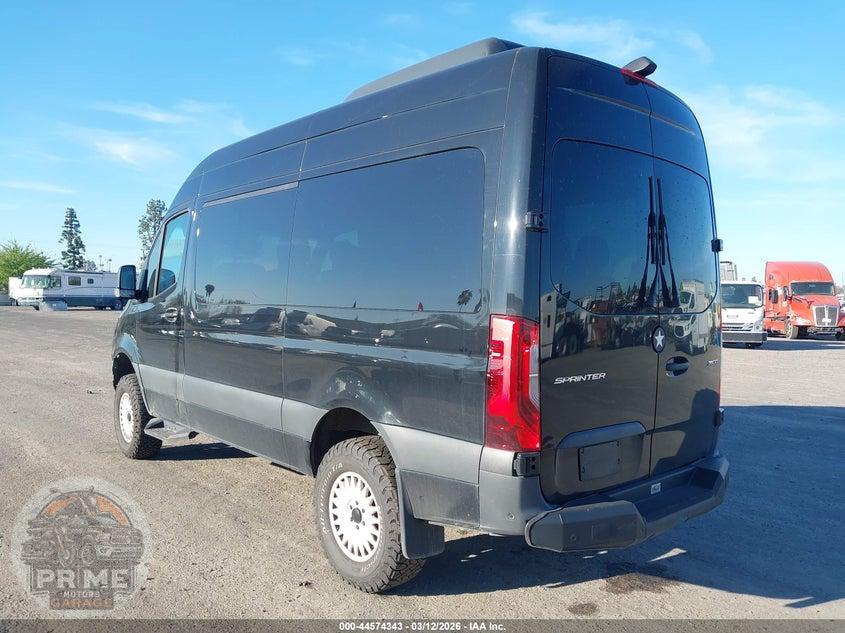 2024 MERCEDES-BENZ SPRINTER 2500 STANDARD ROOF 4-CYL DIESEL HO — фото 3