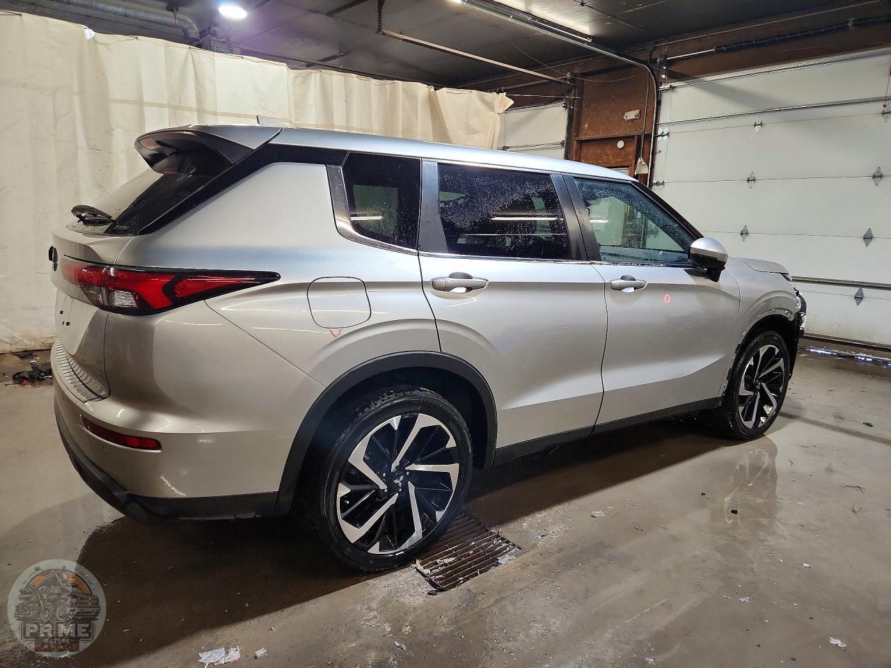 2022 MITSUBISHI OUTLANDER — фото 3