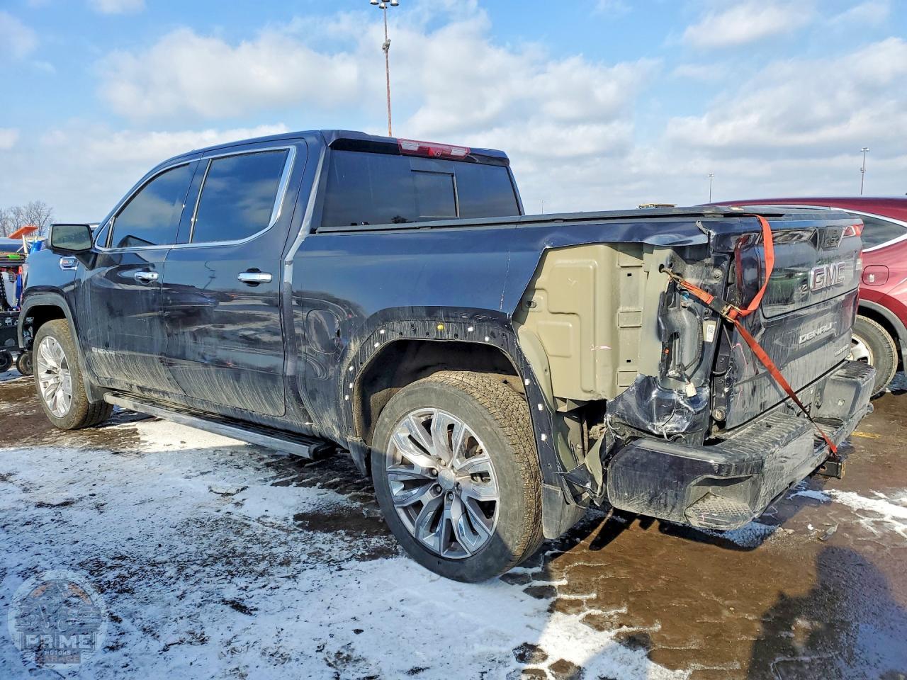 2024 GMC SIERRA — фото 2