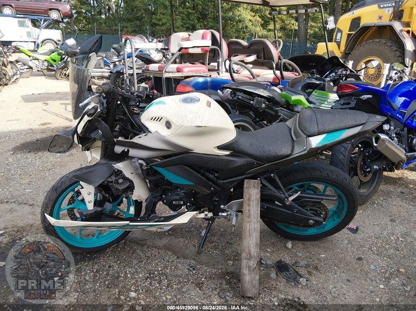 2024 YAMAHA YZFR3 A — фото 13