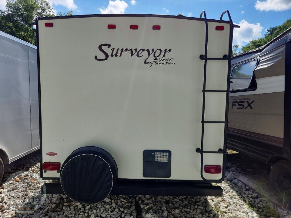 2013 FOREST RIVER SURVEYOR — фото 6