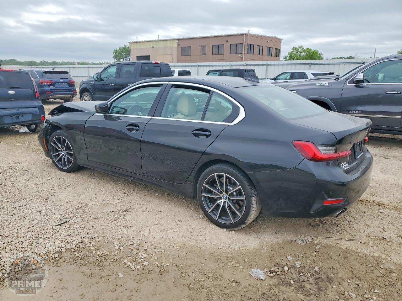 2021 BMW 3 SERIES — фото 2