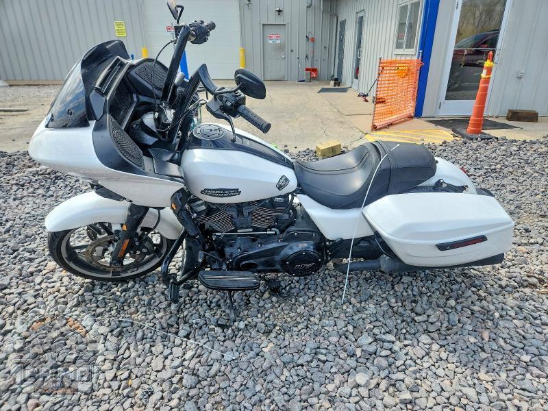 2024 HARLEY-DAVIDSON FLTRX (ROAD GLIDE, ROAD GLIDE CUSTOM) — фото 3