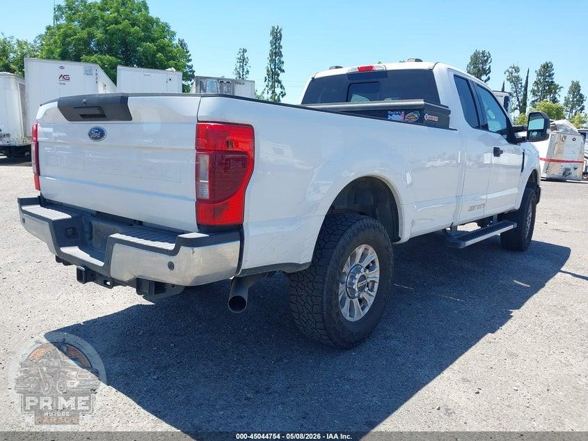 2020 FORD F-250 XLT — фото 4