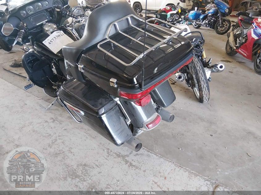 2016 HARLEY-DAVIDSON FLHTCU (ULTRA CLASSIC ELECTRA GLIDE) ULTRA CLASSIC ELECTRA GLD — фото 3