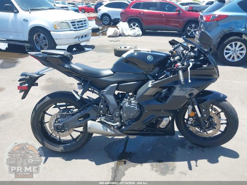 2025 YAMAHA YZFR7 — фото 13