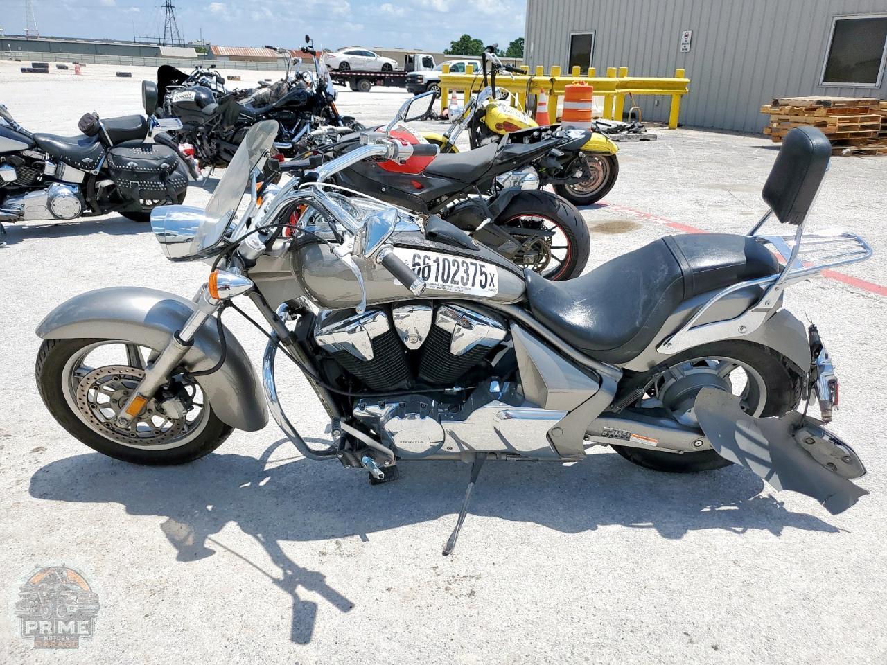 2012 HONDA VT1300 — фото 3