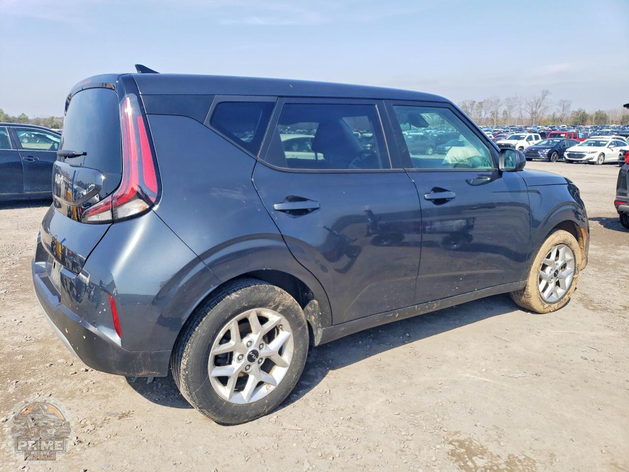 2025 KIA SOUL — фото 3
