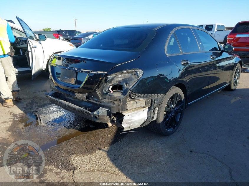 2015 MERCEDES-BENZ C 300 4MATIC — фото 4