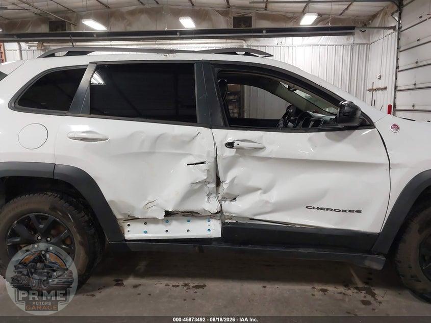 2016 JEEP CHEROKEE TRAILHAWK — фото 6