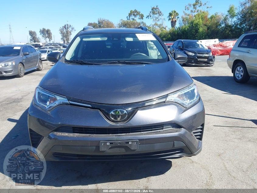 2018 TOYOTA RAV4 LE — фото 12