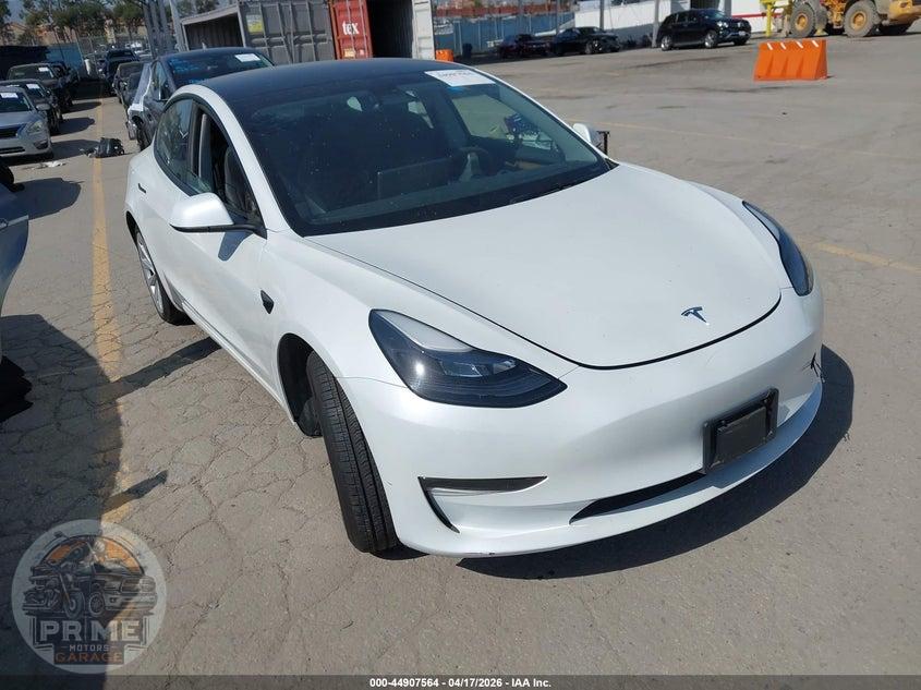 2023 TESLA MODEL 3 REAR-WHEEL DRIVE — фото 1