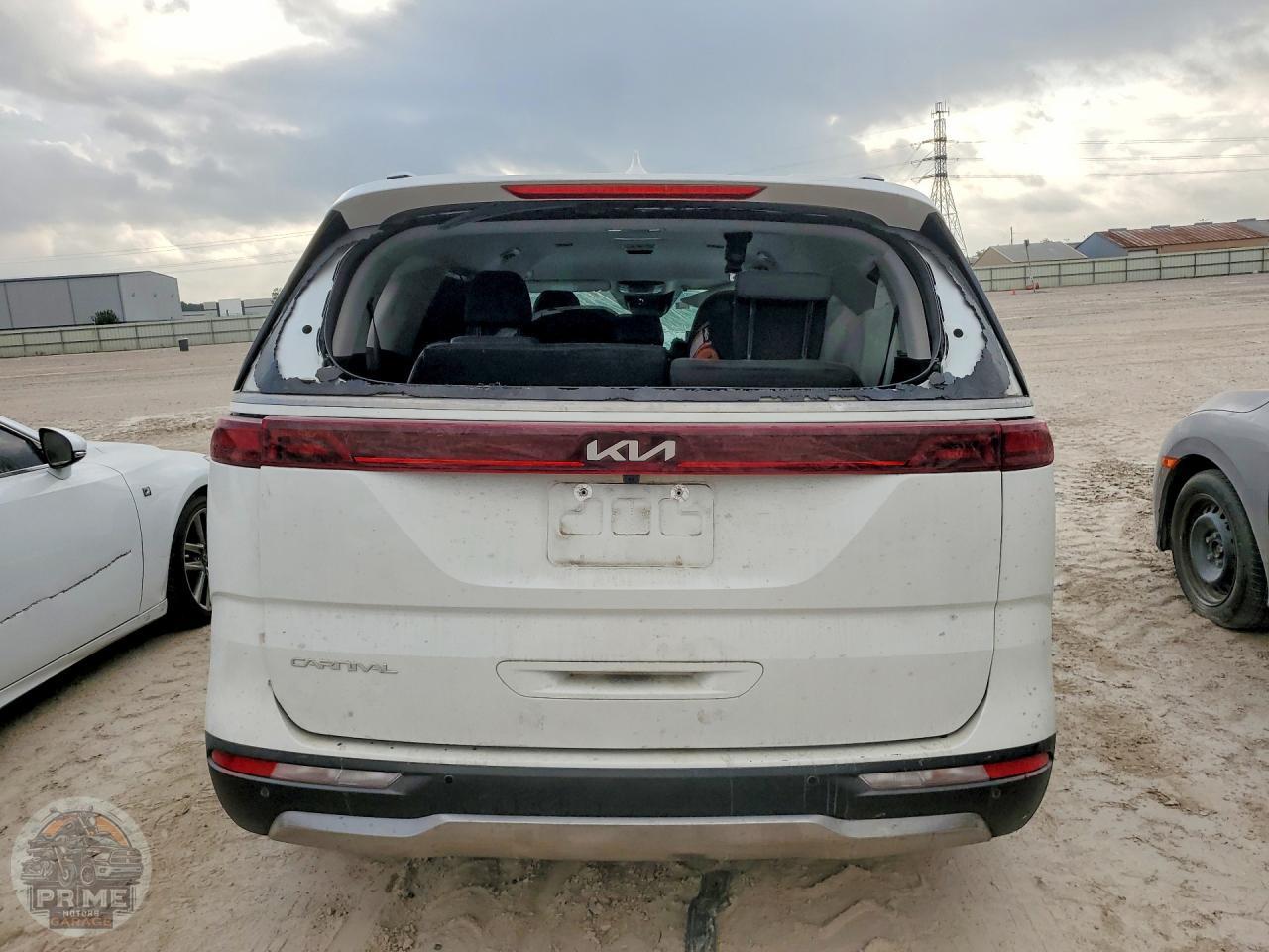 2024 KIA CARNIVAL — фото 6