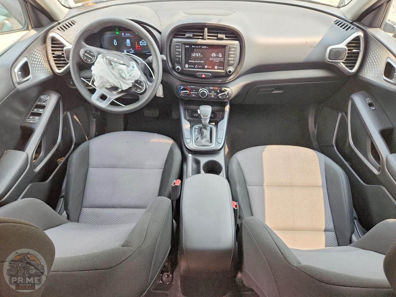 2025 KIA SOUL — фото 8