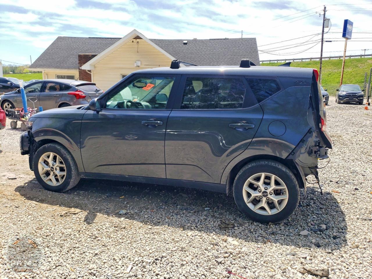 2022 KIA SOUL — фото 2