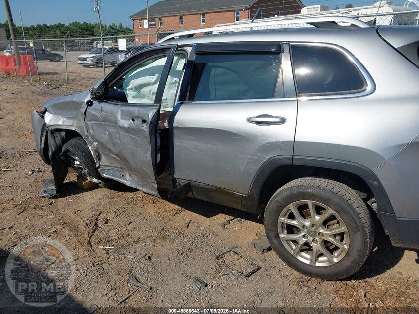2016 JEEP CHEROKEE LATITUDE — фото 6