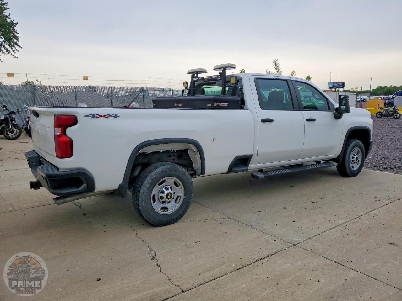 2020 CHEVROLET SILVERADO — фото 3