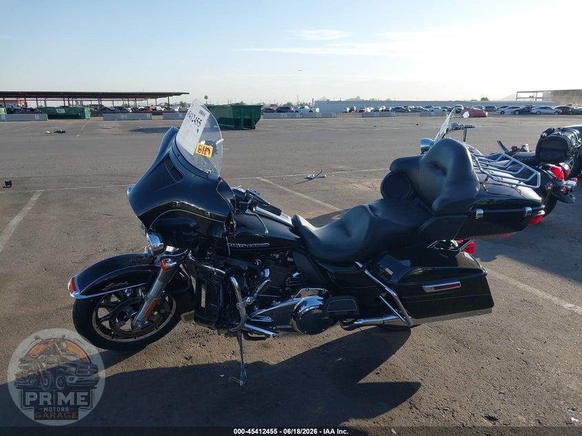 2017 HARLEY-DAVIDSON FLHTK (ULTRA LIMITED) ULTRA LIMITED — фото 13