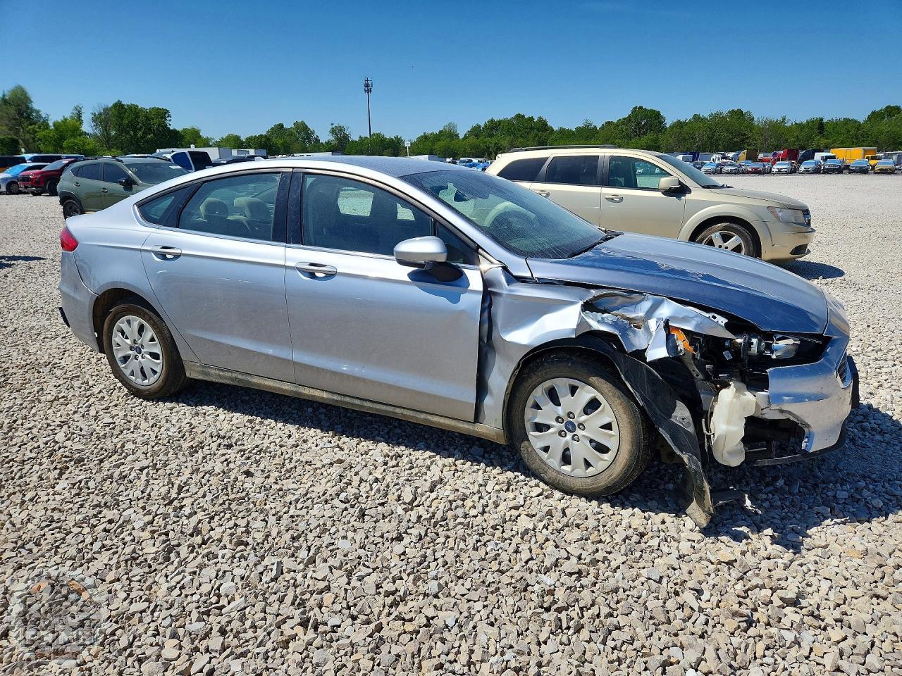 2020 FORD FUSION — фото 4