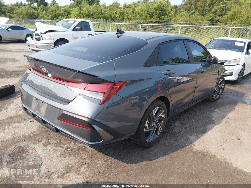 2025 HYUNDAI ELANTRA SEL SPORT — фото 4
