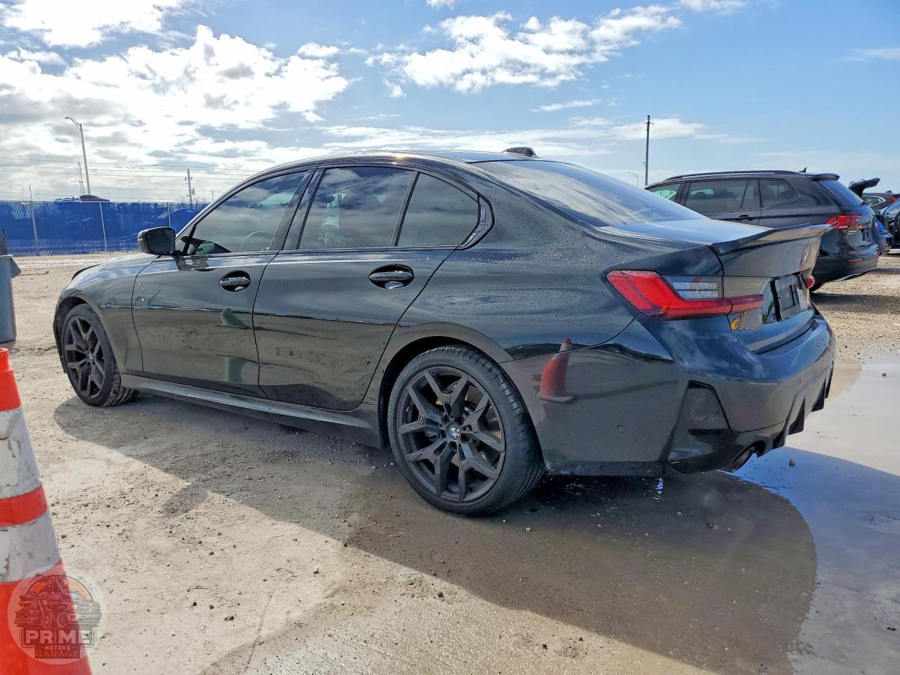 2025 BMW 3 SERIES — фото 2