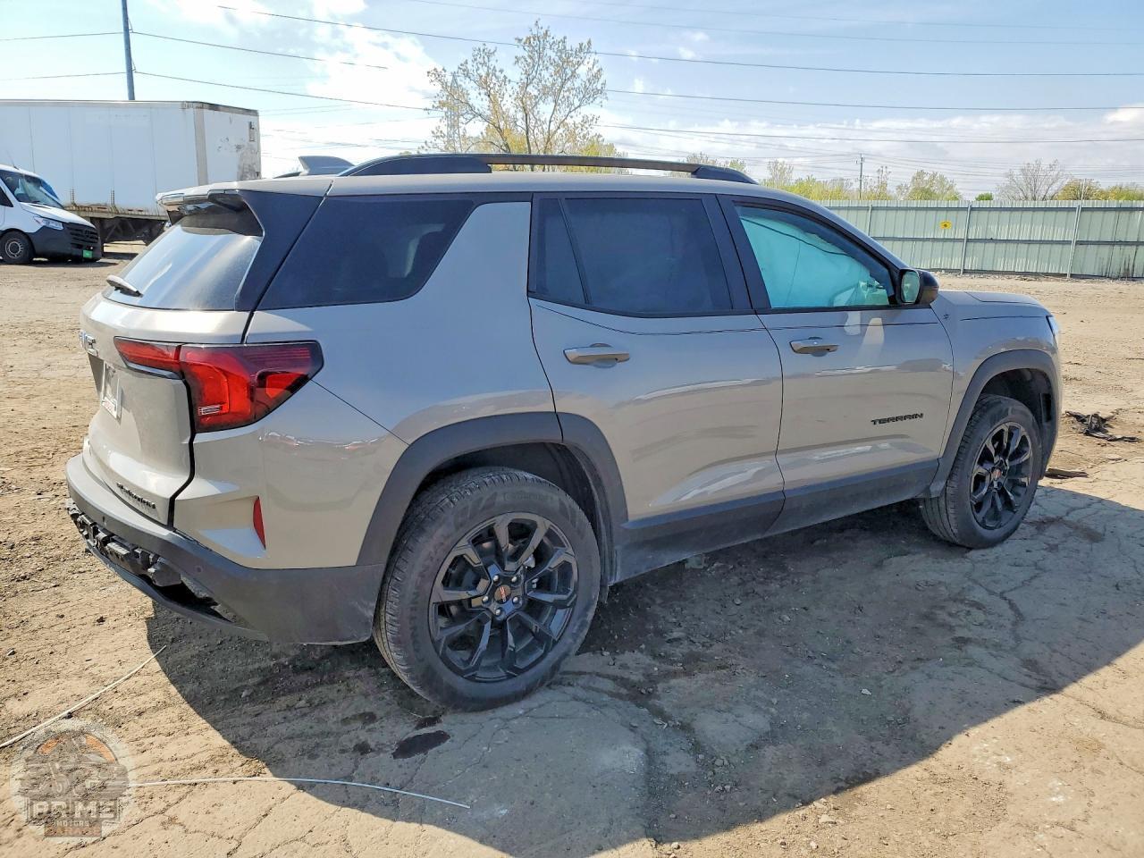 2026 GMC TERRAIN — фото 3