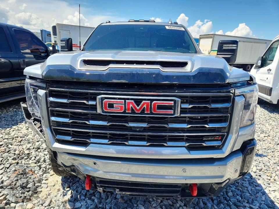 2025 GMC SIERRA — фото 5
