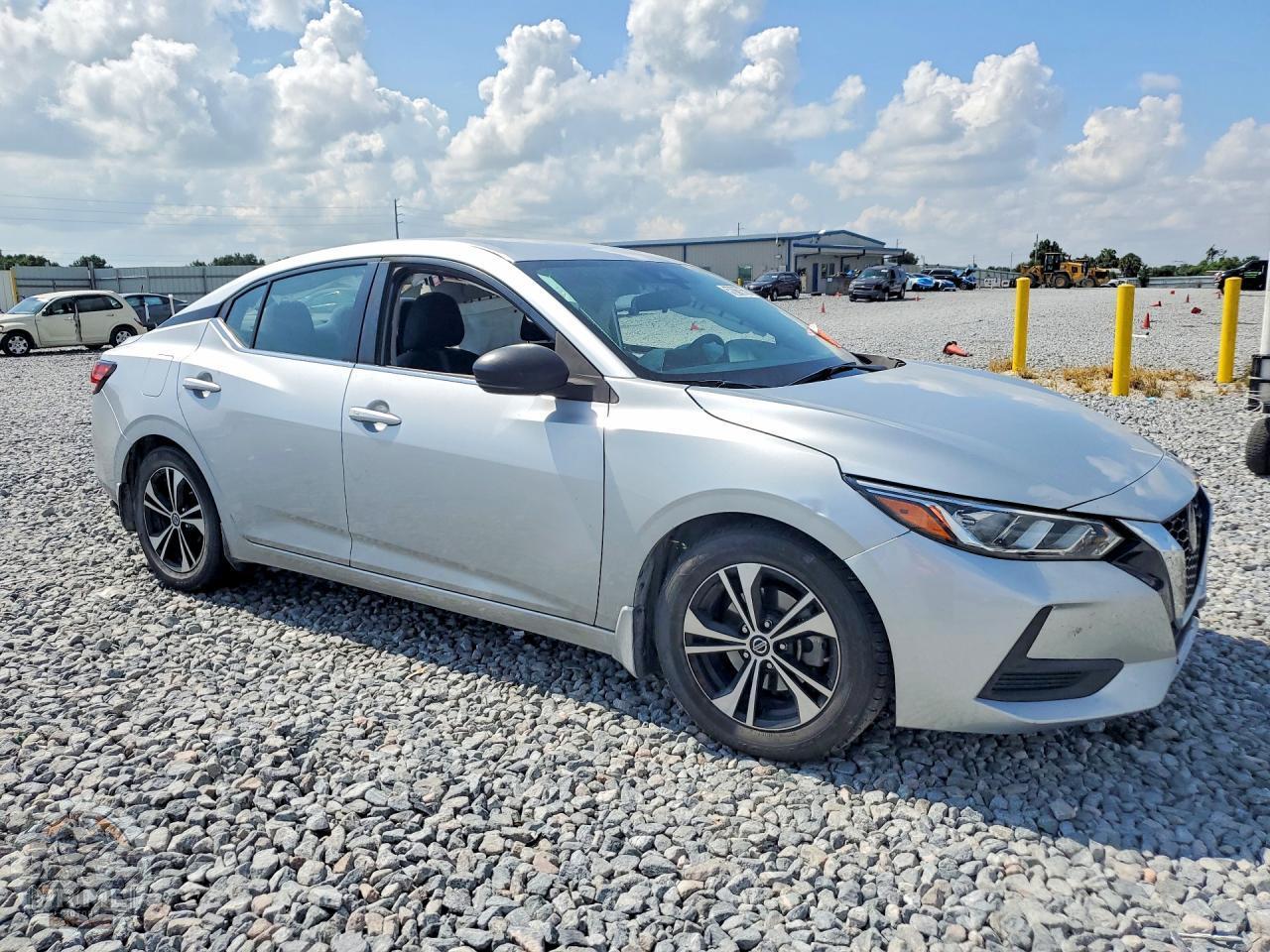 2020 NISSAN SENTRA — фото 4
