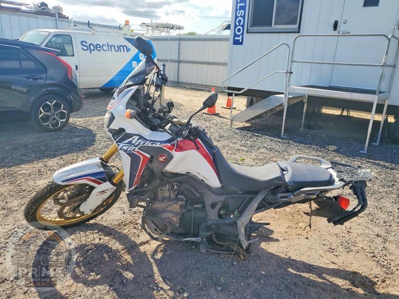 2017 HONDA CRF1000 — фото 3