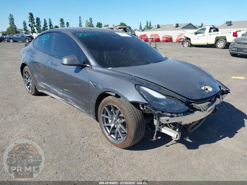 2023 TESLA MODEL 3 REAR-WHEEL DRIVE — фото 1