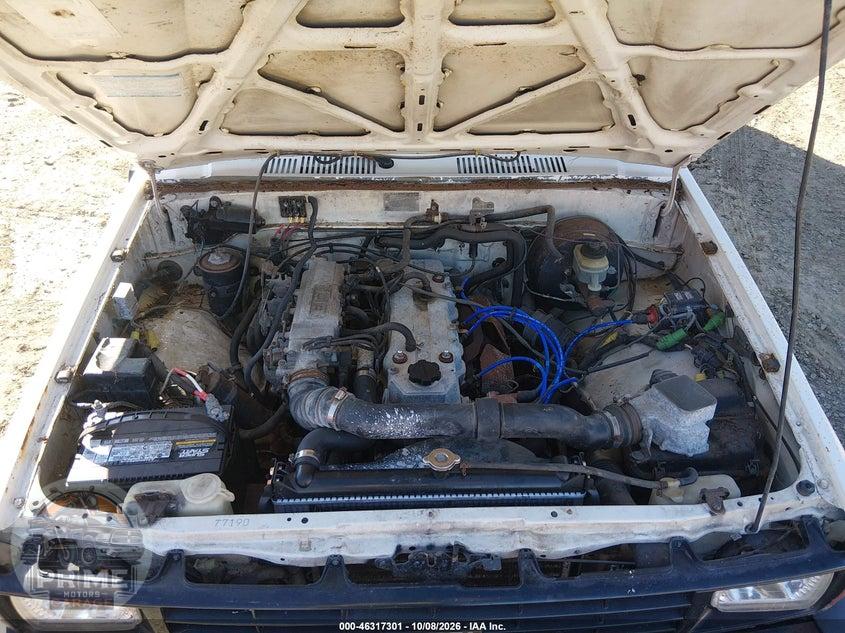 1986 TOYOTA PICKUP CAB CHASSIS RN55 — фото 10