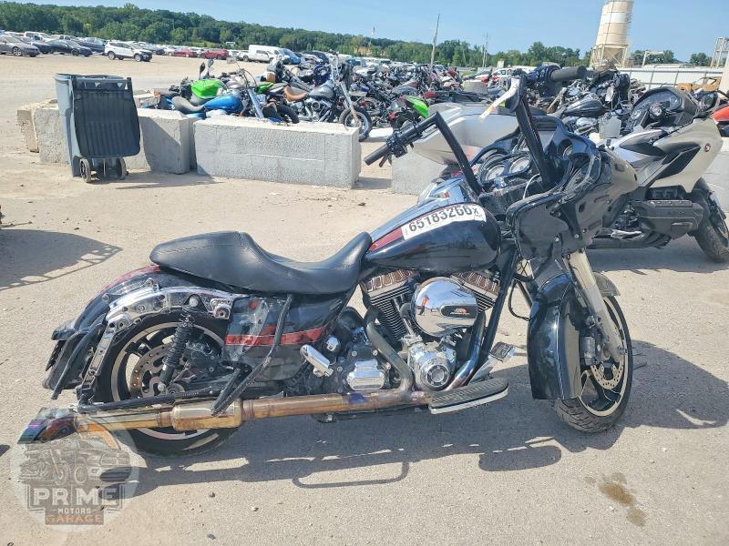 2015 HARLEY-DAVIDSON FLTRXS (ROAD GLIDE SPECIAL) — фото 1