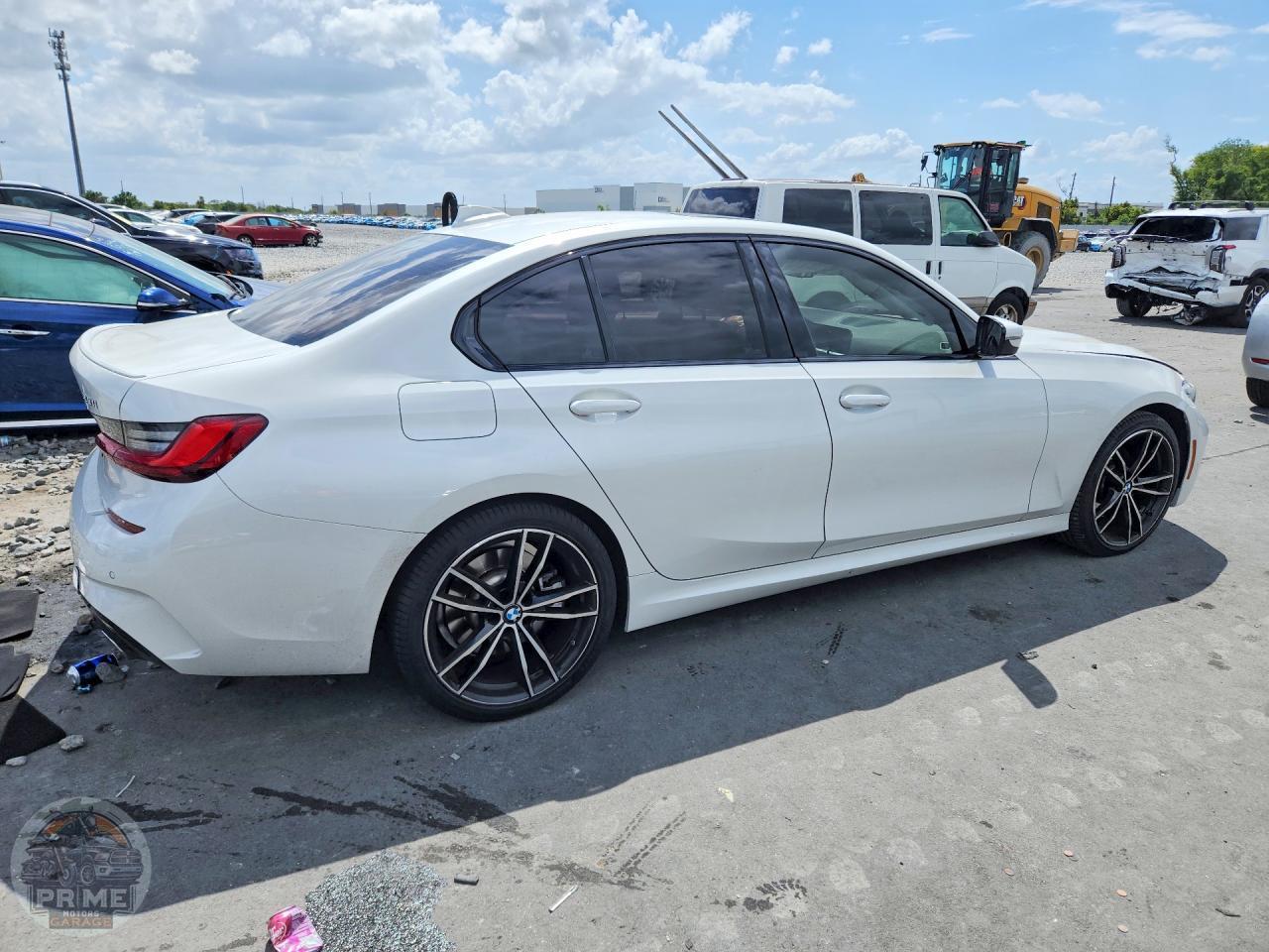 2022 BMW 3 SERIES — фото 3