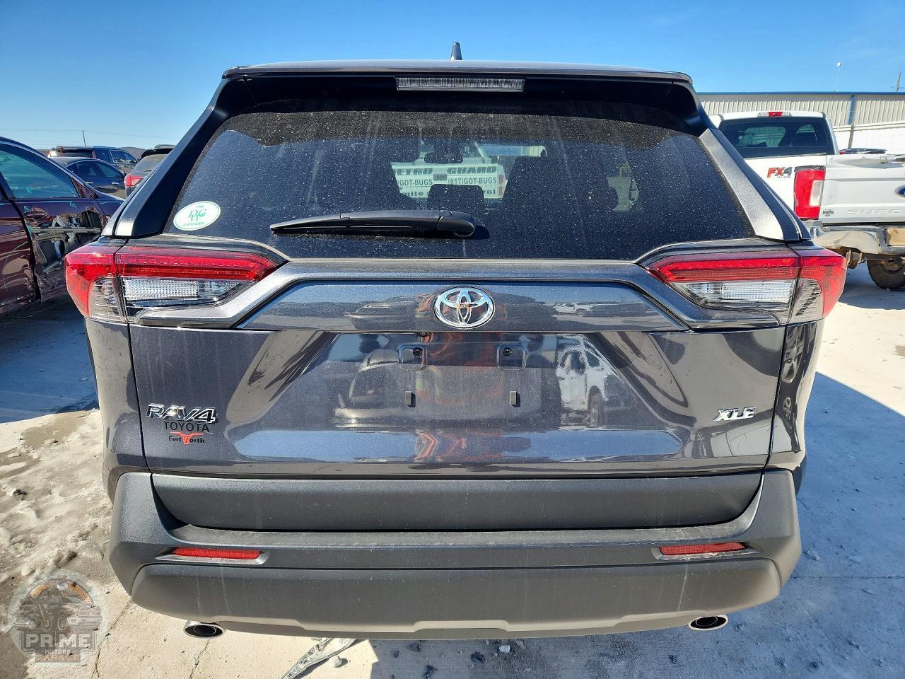 2025 TOYOTA RAV4 — фото 4
