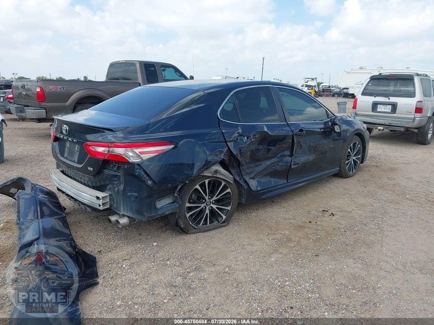 2018 TOYOTA CAMRY SE — фото 4