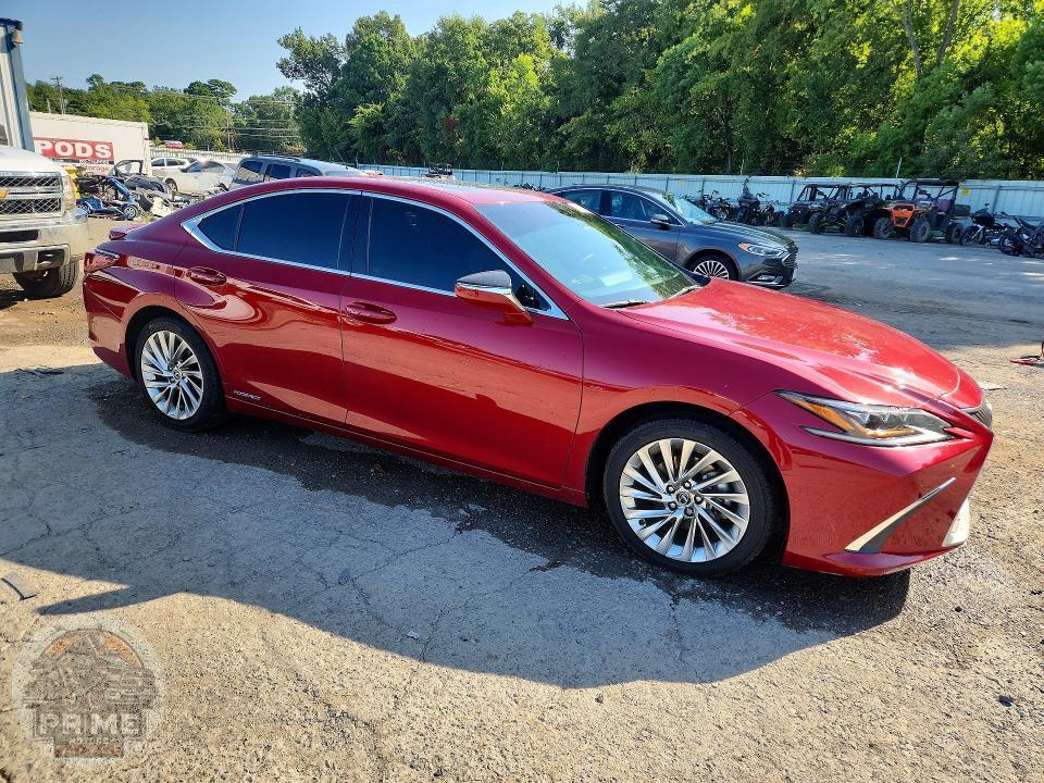 2020 LEXUS ES — фото 4
