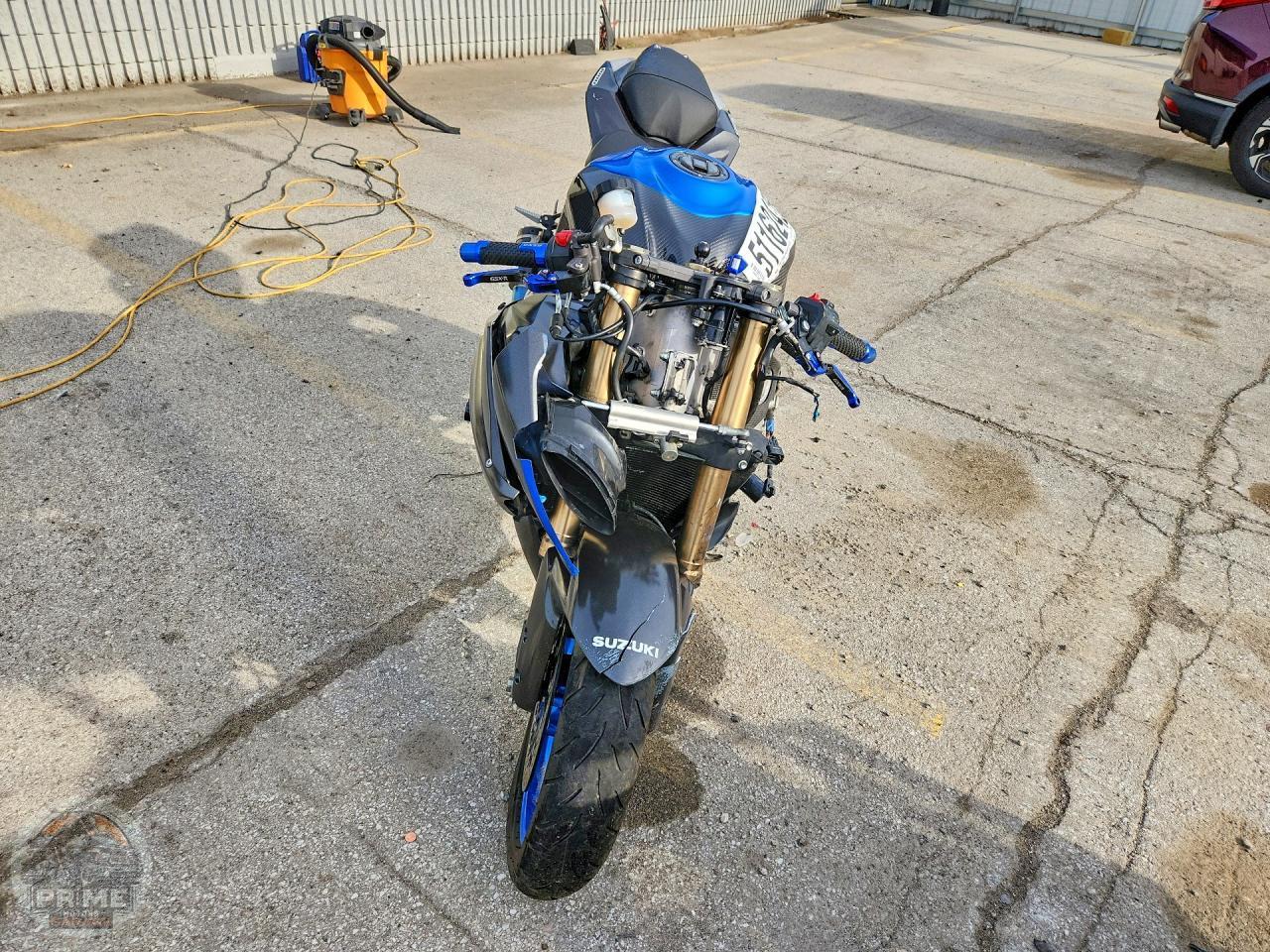 2009 SUZUKI GSX R1000 — фото 2